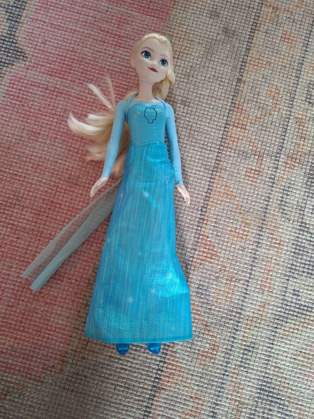 Zingende Elsa pop uit Frozen, Kinderen en Baby's, Ophalen of Verzenden, Zo goed als nieuw, Overige typen