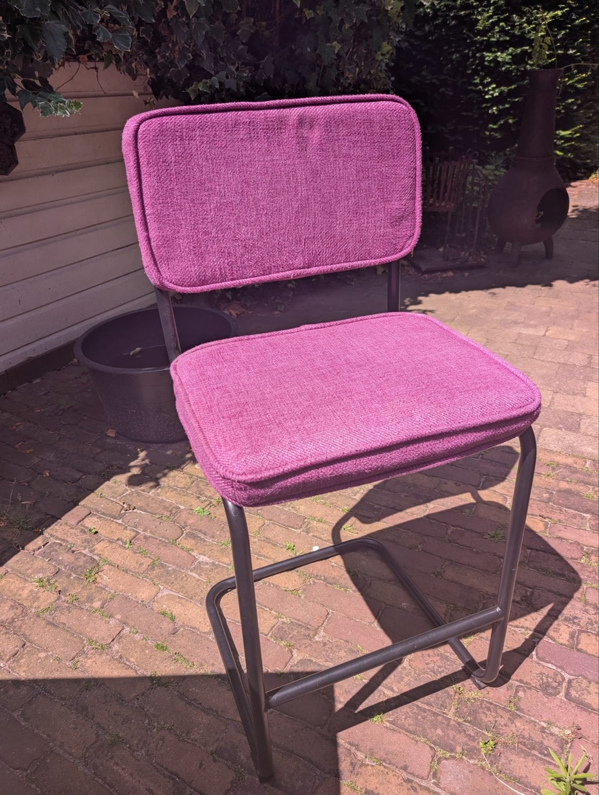 Paars/roze Barkruk, Huis en Inrichting, Barkrukken, Ophalen, Gebruikt, Metaal, 90 cm of meer