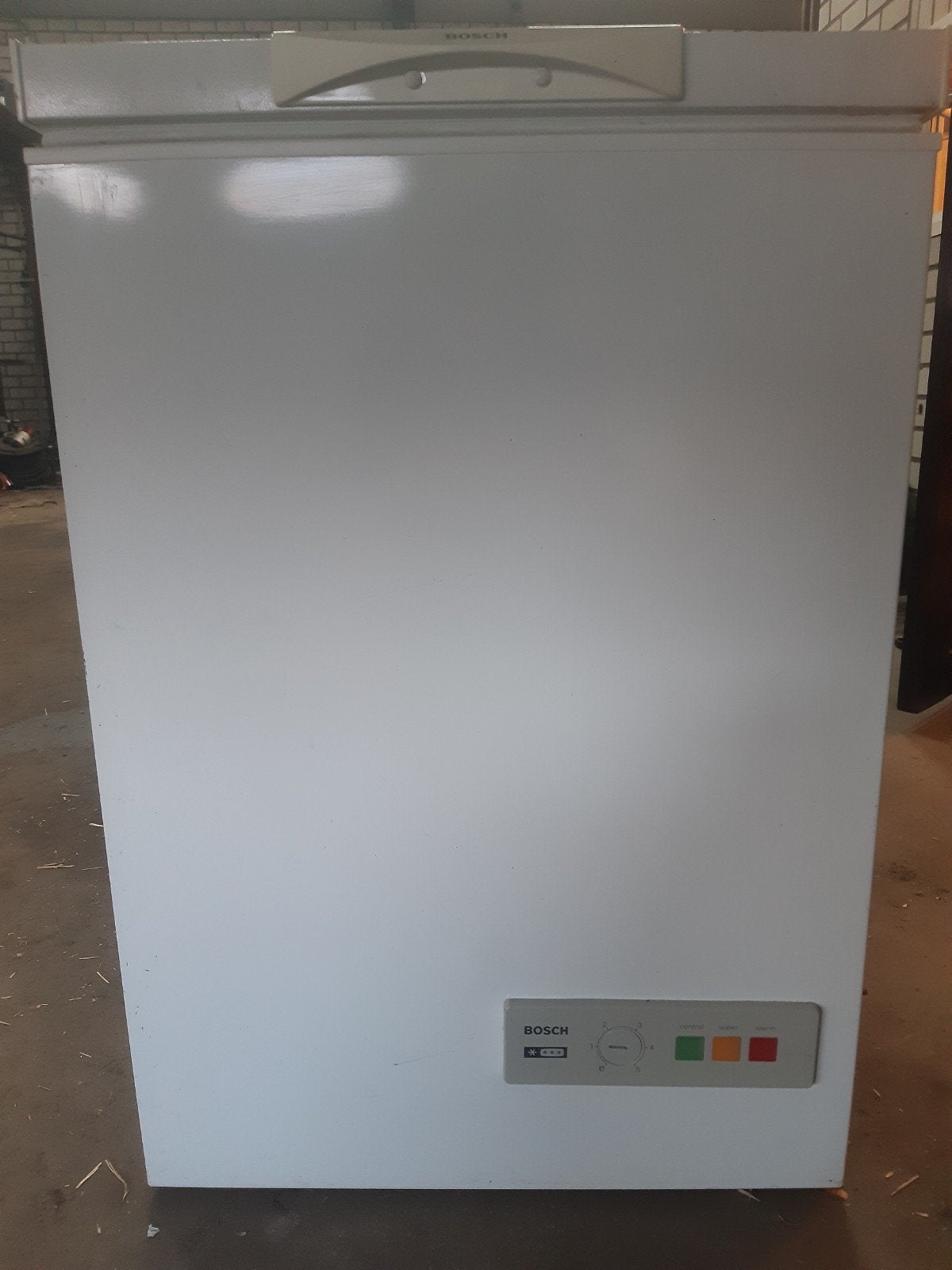 Bosch diepvries, Ophalen, 60 tot 90 cm, Minder dan 85 cm