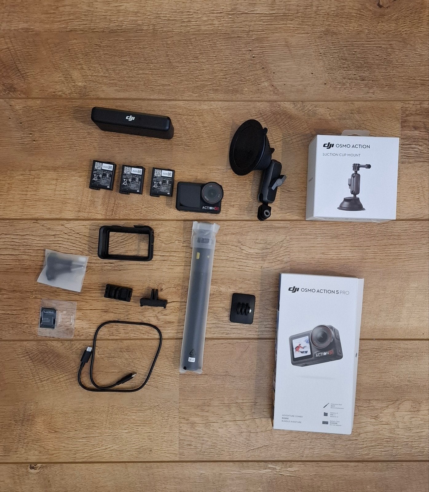 DJI Action 5 Pro Advent. Combo + Suction Cup Mount +SD 256gb, Ophalen of Verzenden, Zo goed als nieuw, Overige merken