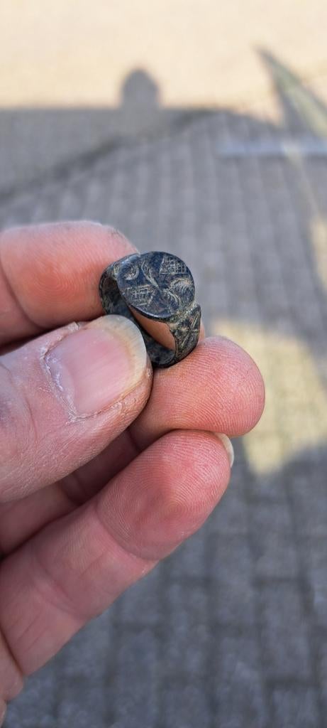 Romeins bronzen ring, bodemvondst, Ophalen of Verzenden