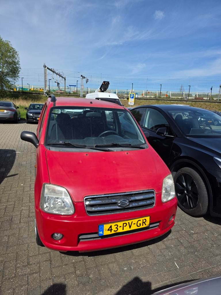 Suzuki Wagon R+ 1.3 2004 Rood, Voorwielaandrijving, 40 €/maand, Wagon R+, Origineel Nederlands
