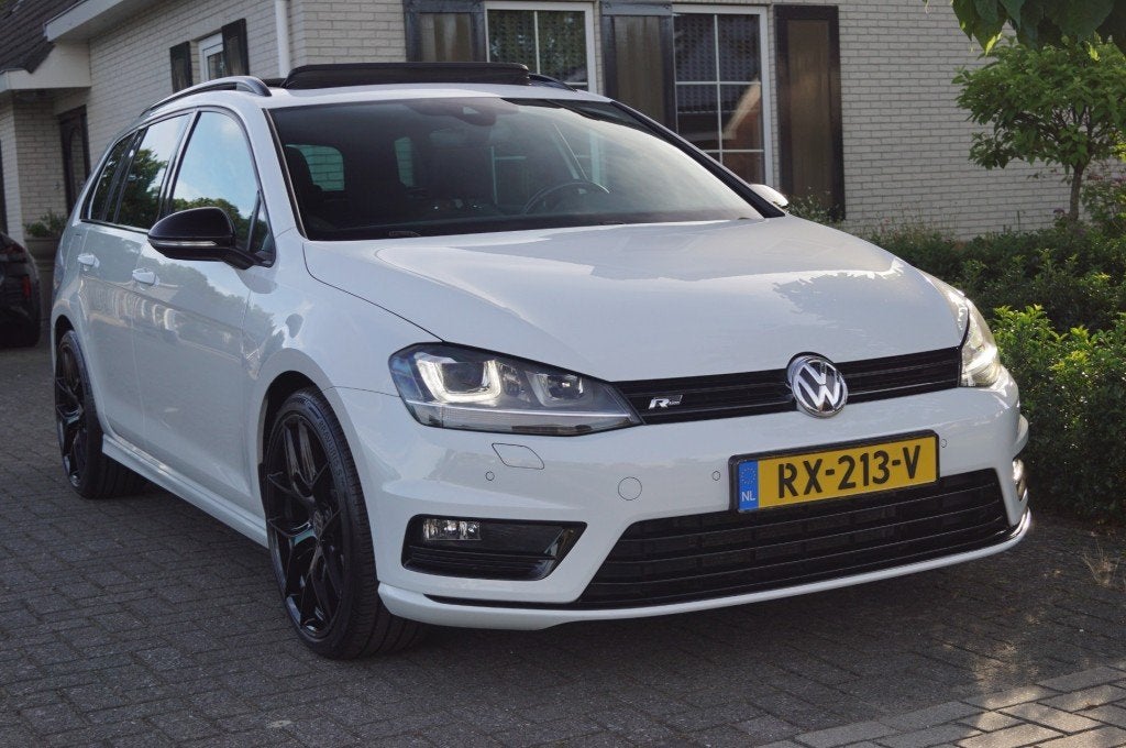 Volkswagen GOLF Variant 2.0 TDI (184pk) DSG 2X R-line Pano/X, Auto's, Volkswagen, Gebruikt, Euro 6, 4 cilinders, Wit