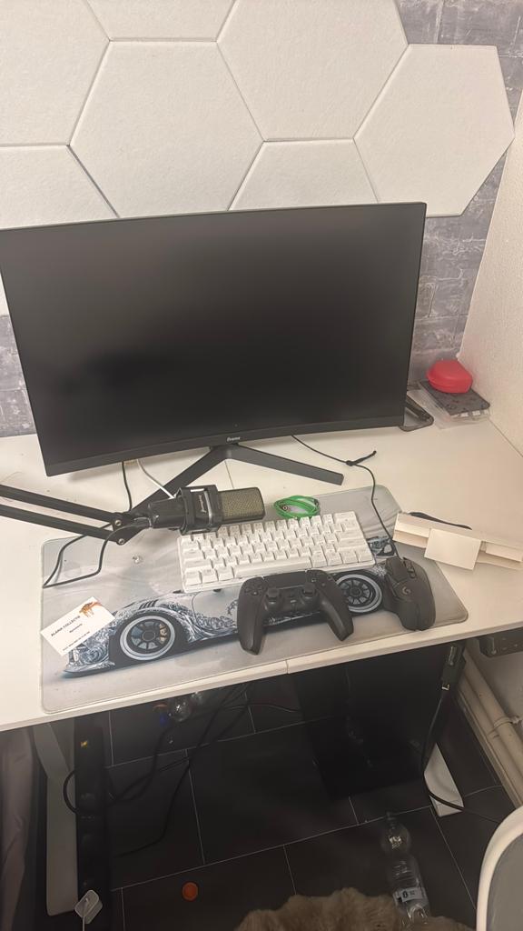 Gaming setup, Computers en Software, Desktop Pc's, Zo goed als nieuw, 4 Ghz of meer, SSD, 64 GB of meer, Met videokaart, Met monitor