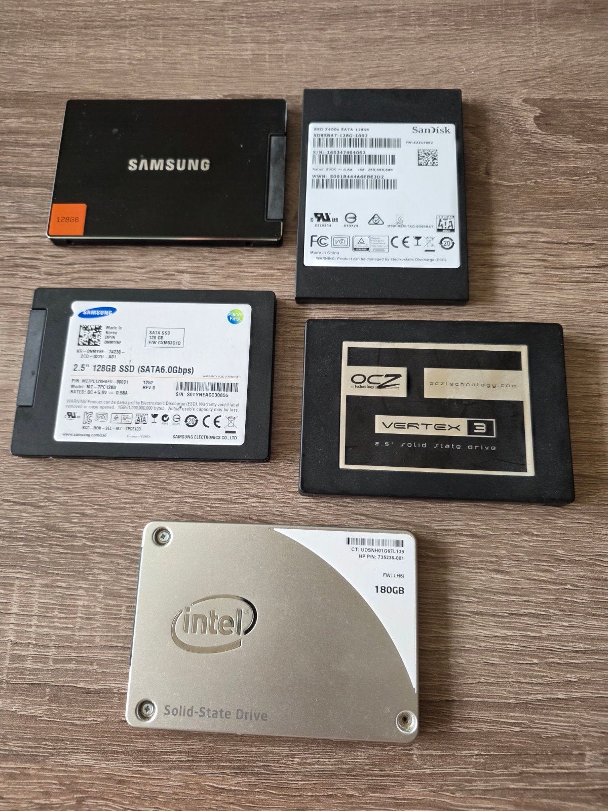 5 ssd schijven tekoop, Computers en Software, Harde schijven, Ophalen, Intern, Gebruikt, 128GB, 180GB