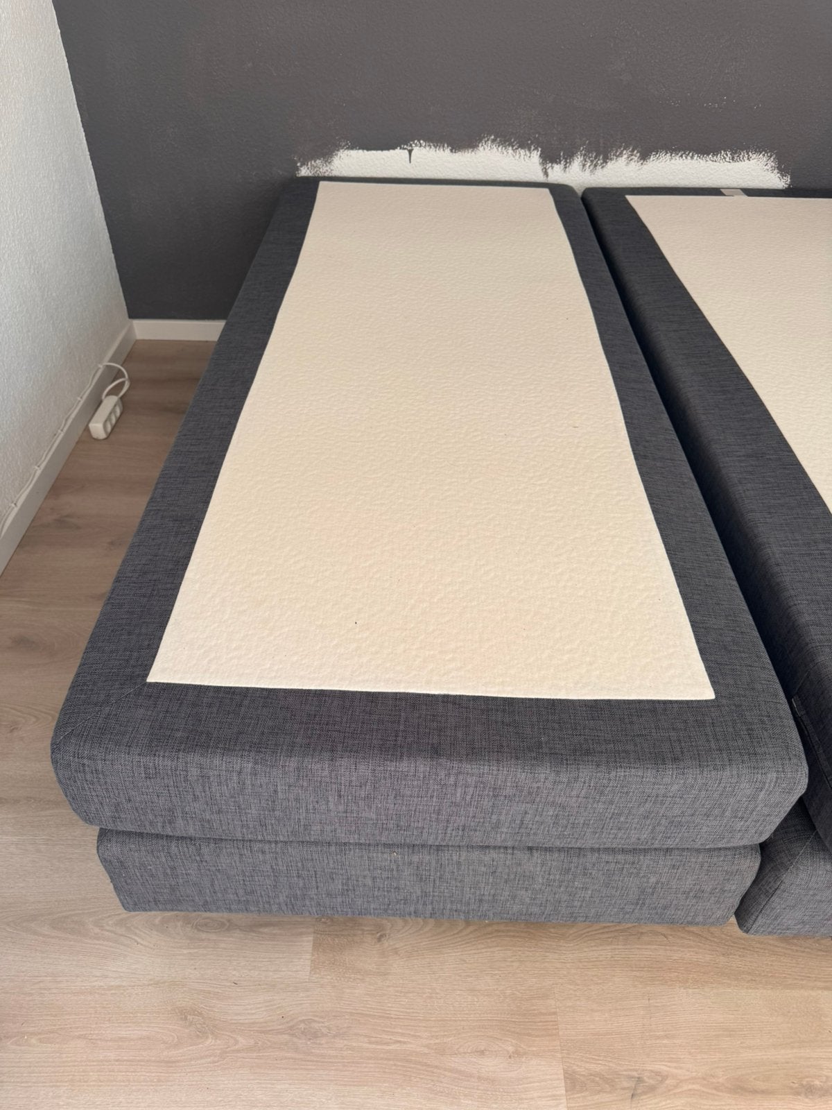 Boxspring bett, 80cm x 210 cm, grijs, Huis en Inrichting, Slaapkamer | Boxsprings, Ophalen, Gebruikt, Eenpersoons, 210 cm