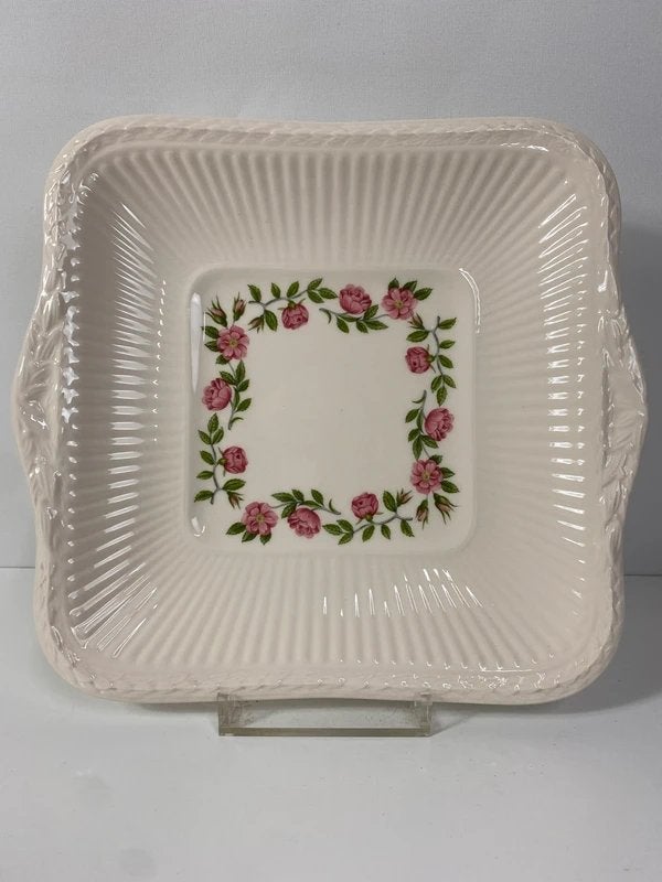 Wedgwood Rosalind – Schaal, Huis en Inrichting, Keuken | Servies, Gebruikt, Ophalen of Verzenden, Schaal of Schalen, Nvt