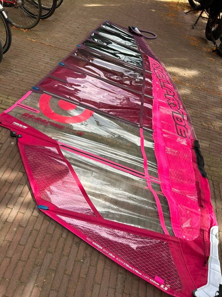 NeilPryde race windsurf set – EVO XI 5.6 / X9 Carbon, Ophalen, Gebruikt, Zeil
