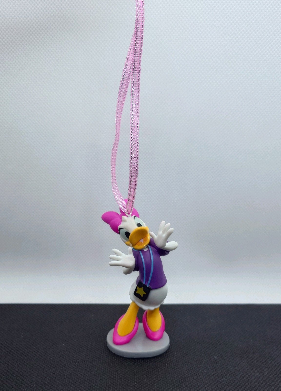 Disney Katrien Daisy Duck kerst ornament hanger kerstbal, Ophalen of Verzenden, Donald Duck, Nieuw