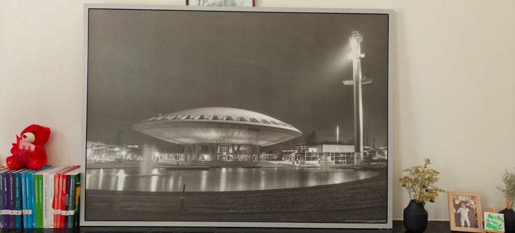 IKEA print Evoluon Eindhoven - Goede conditie, Antiek en Kunst, Ophalen of Verzenden