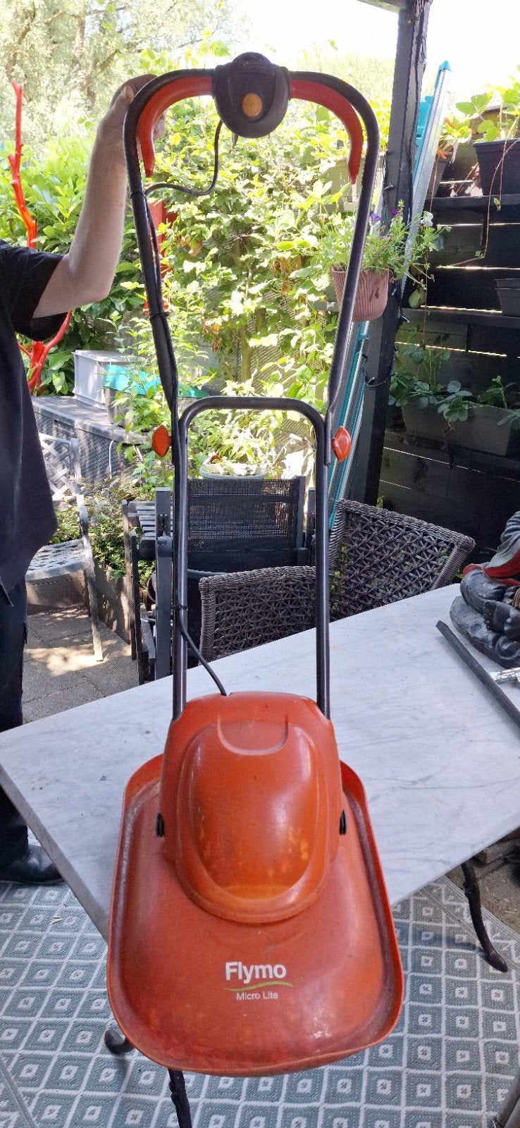 Grasmaaier Flymo lite 28, Zweefmaaier, Ophalen, Gebruikt