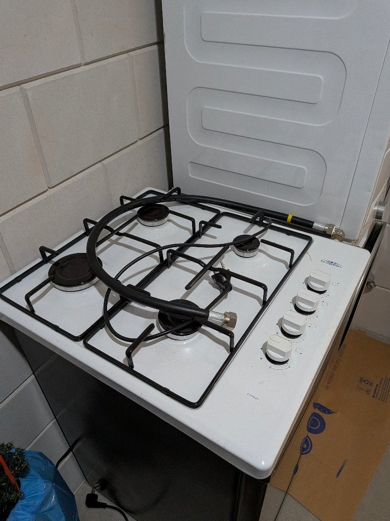 Gasfornuis 4-pits wit - Zo goed als nieuw, Witgoed en Apparatuur, Ophalen, 4 kookzones, Zo goed als nieuw, Gas