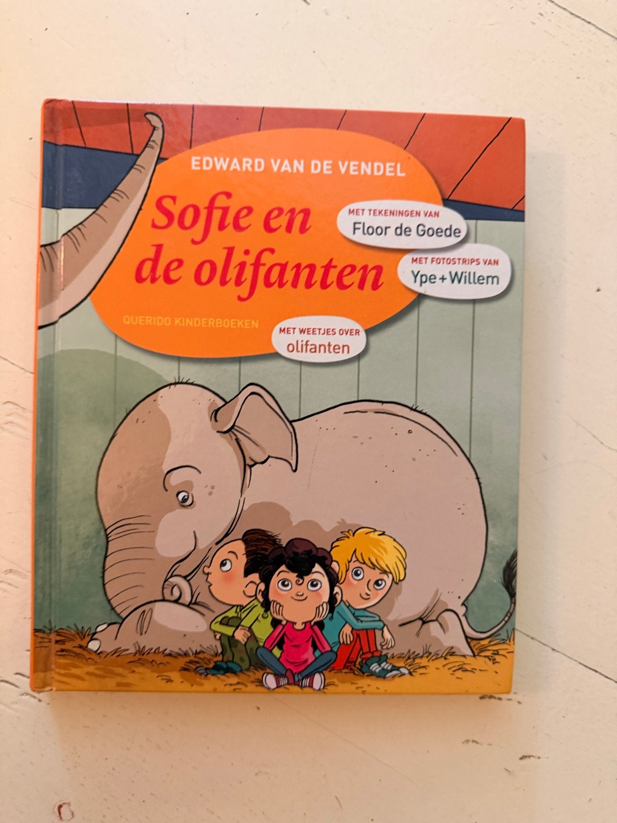 Sofie en de olifanten - Edward van de Vendel, Ophalen of Verzenden, Zo goed als nieuw, Fictie algemeen
