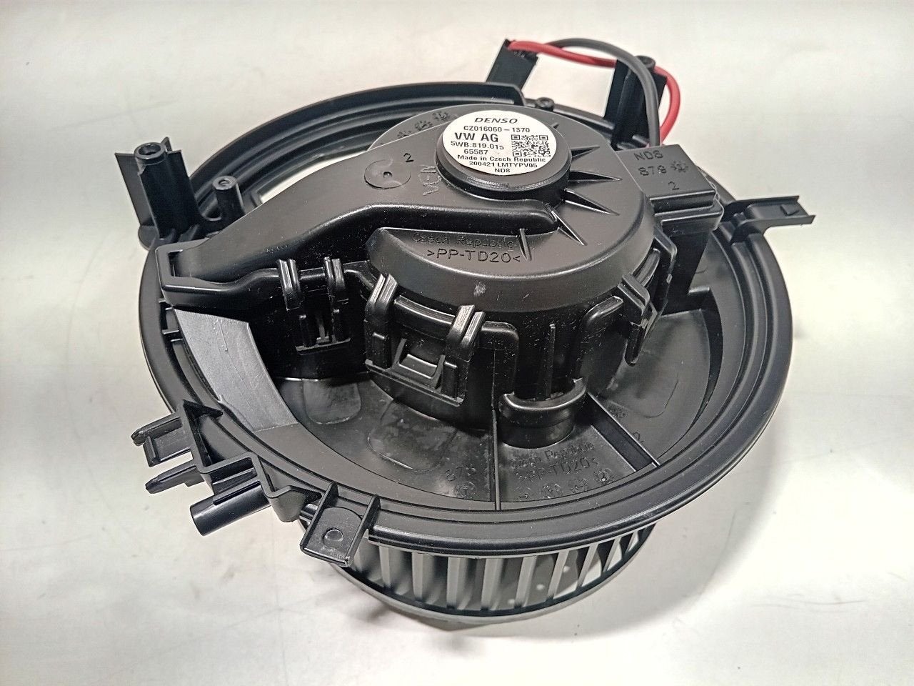 Kachel ventilator motor Skoda Superb, Onderdelen@venauto.nl, Van der Ven Autorecycling B.V., Gebruikt, Ettenseweg 76, 4706 PB Roosendaal, The Netherlands
