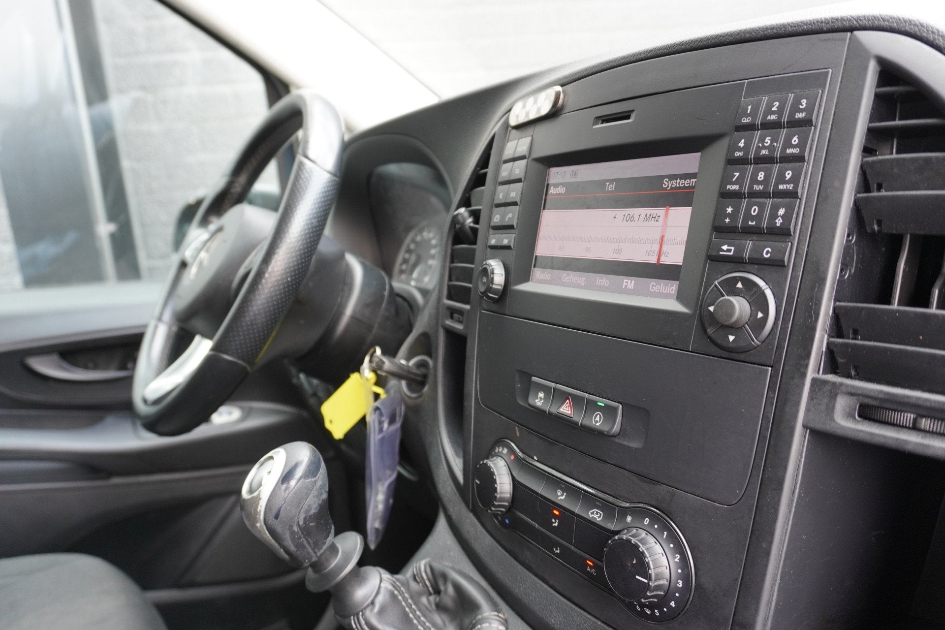 Mercedes-Benz Vito 114 CDI Lang EURO 6 - Airco - Cruise - Ca, Auto's, Gebruikt, 4 cilinders, Blauw, Mercedes-Benz