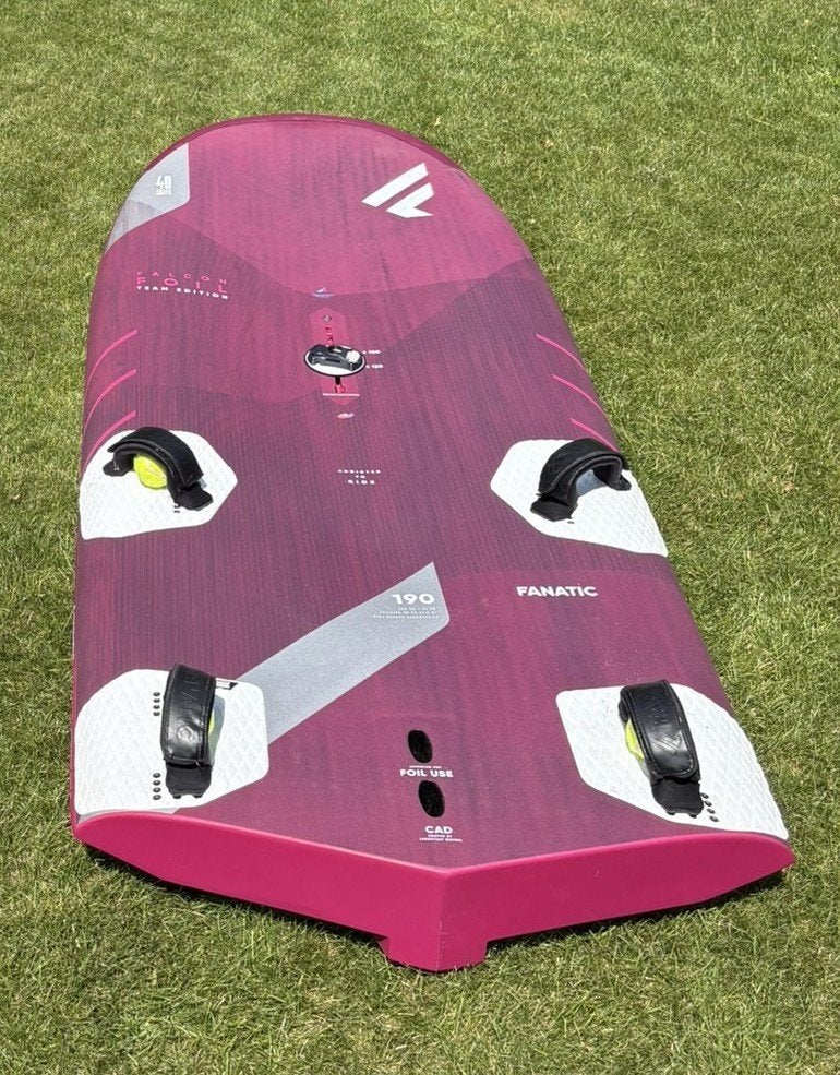 Duotone/Fanatic Slalom Windsurfing Sails/Boards/Foil, Ophalen, Minder dan 250 cm, 6.5 m² tot 8 m², Zo goed als nieuw