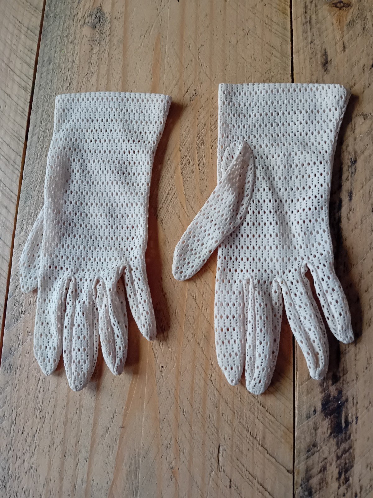 Vintage gehaakte handschoenen, Kleding | Dames, Mutsen, Sjaals en Handschoenen, Zo goed als nieuw, Handschoenen, Maat 36 (S), Ophalen of Verzenden
