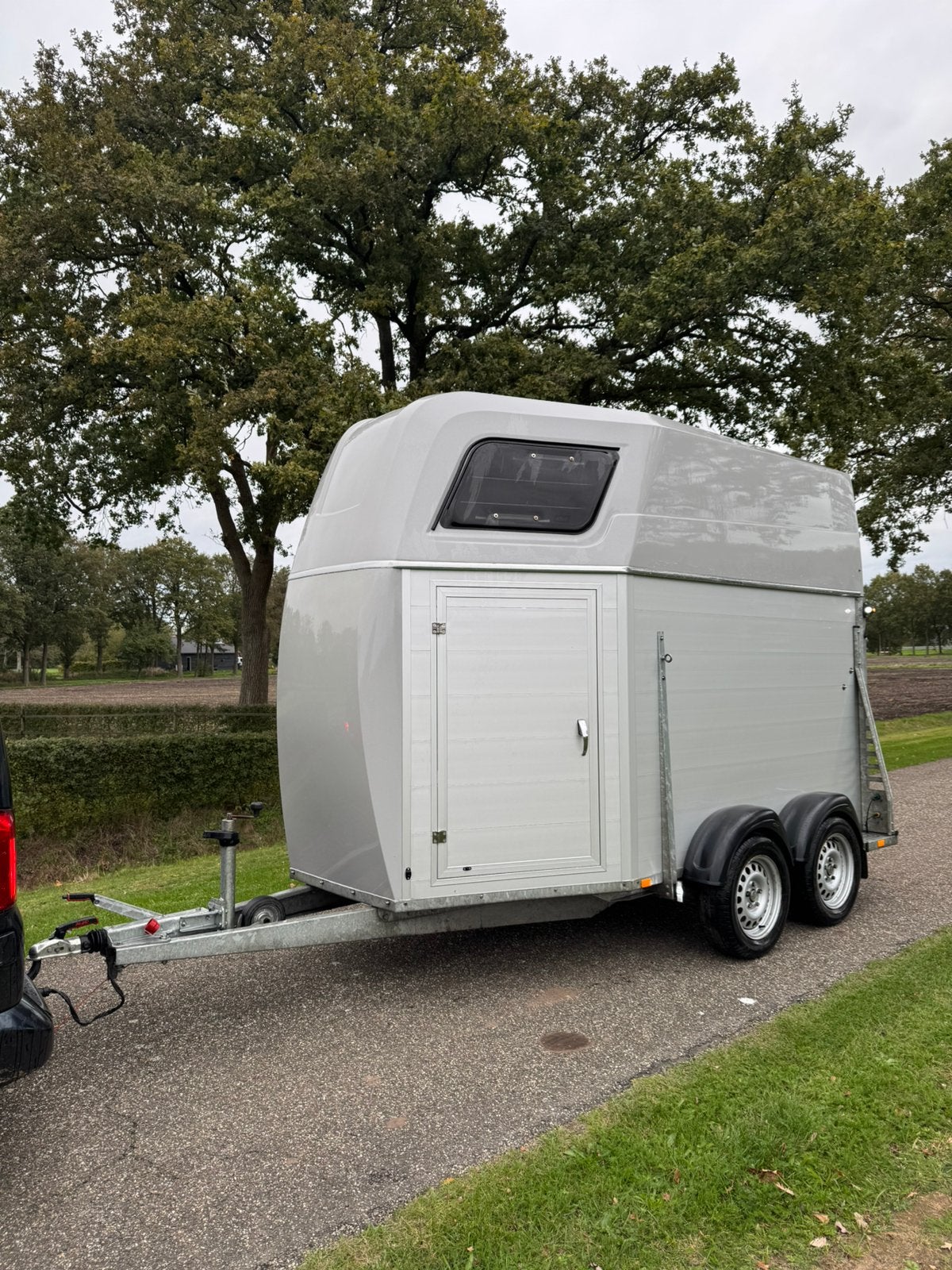 Nieuwstaat! Atec Thensa XL luxe uitvoering! Vol Aluminium, Ophalen, Zo goed als nieuw, Aluminium, 2-paards trailer