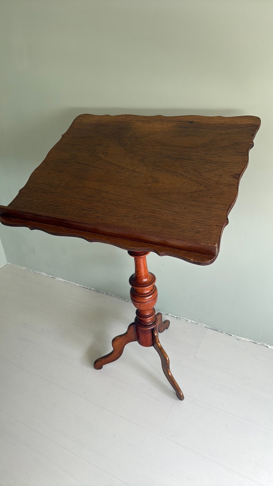Bijbelstandaard hout., Ophalen