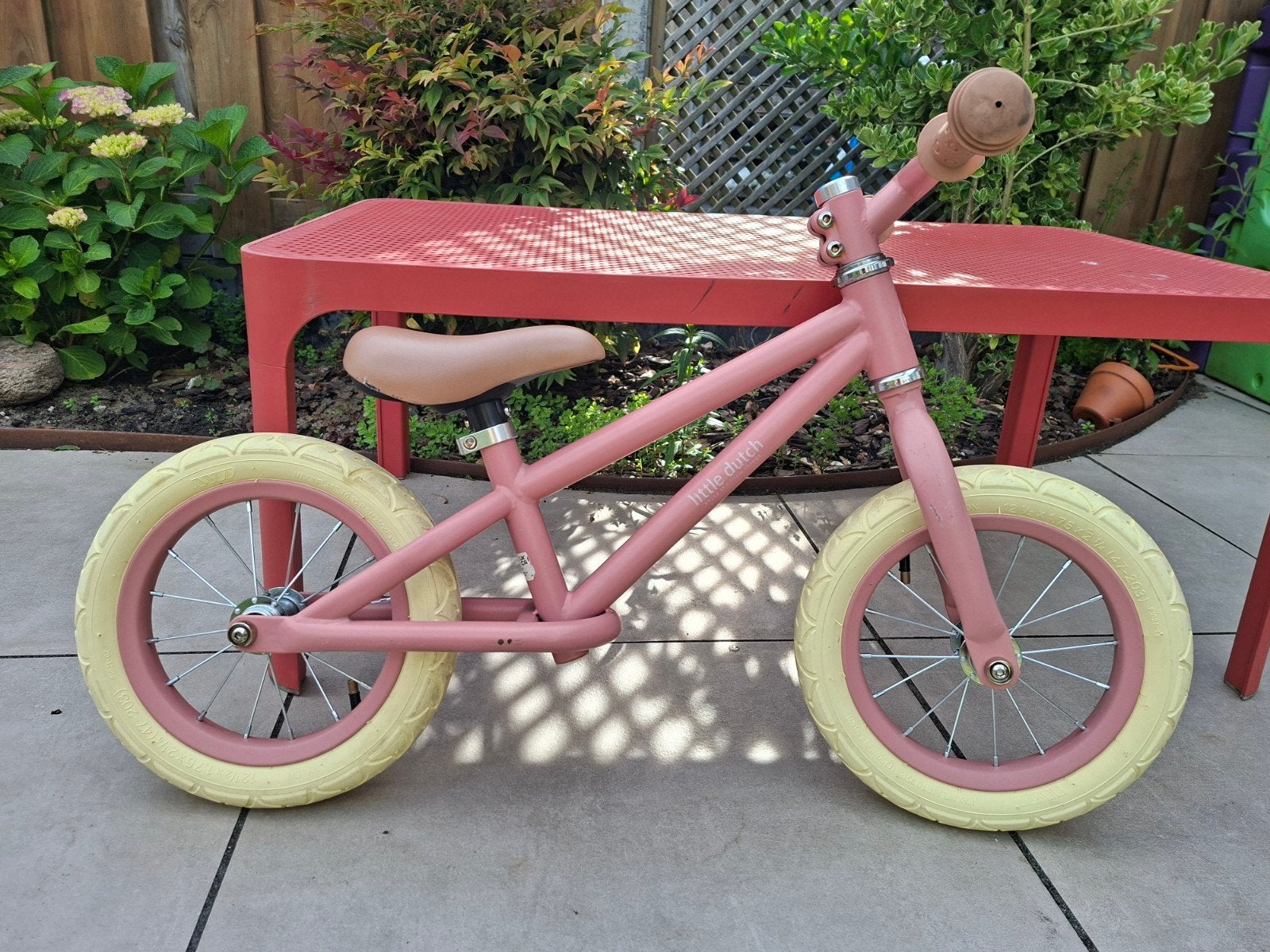 Little dutch meisjes loopfiets pink mat, Ophalen of Verzenden, Zo goed als nieuw, Loopfiets