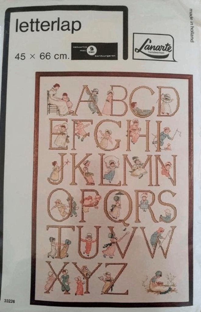 LANARTE BORDUURPAKKET LETTERLAP NOSTALGISCHE LETTERS, Hobby en Vrije tijd, Verzenden, Nieuw, Handborduren, Borduurpakket