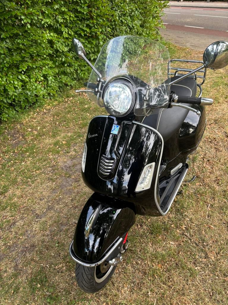 Vespa gts 300, Scooter, Gebruikt, Particulier, Automaat