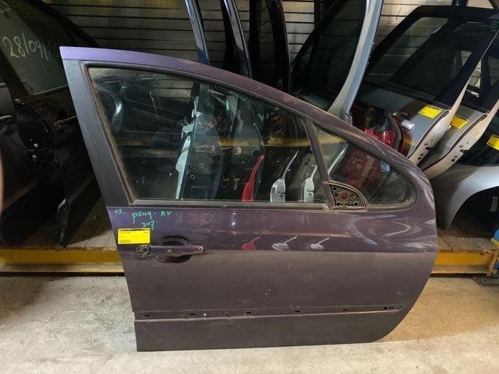 Portier 4Deurs rechts-voor van een Peugeot 307 (KKG), Gebruikt, -, Deur, -