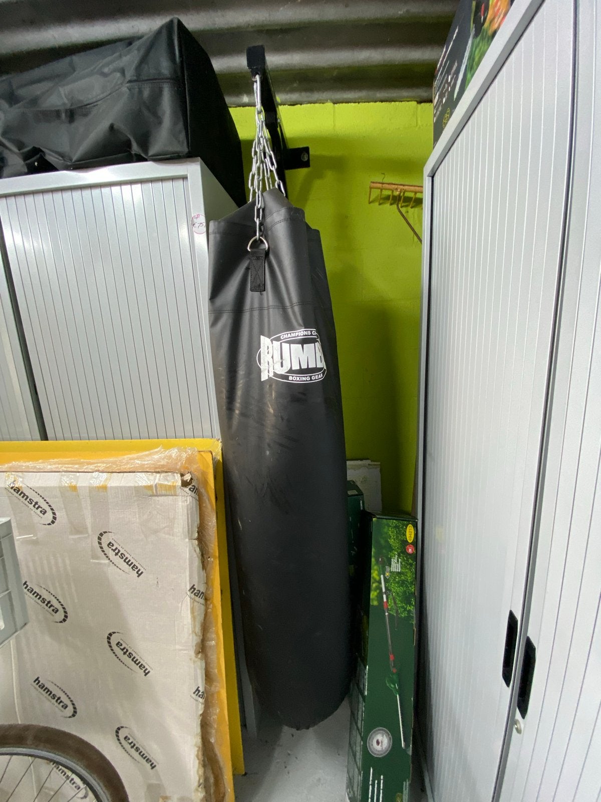 Rumble Bokszak 150cm met Ophangbeugel - Zwaar & Compleet, Ophalen, Zo goed als nieuw, Overige, Vechtsportmateriaal