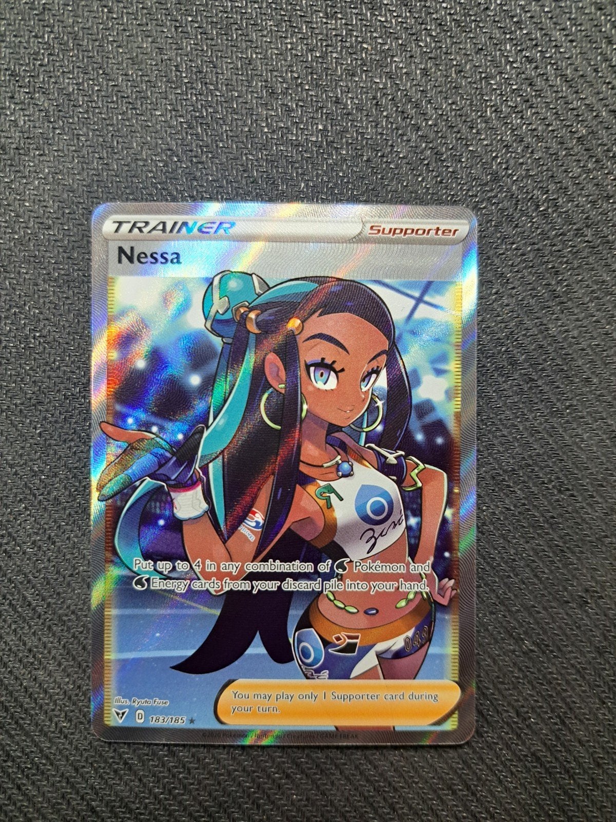 Pokémon Kaart Nessa 183/185 Vivid Voltage 2020 Mint, Hobby en Vrije tijd, Verzamelkaartspellen | Pokémon, Ophalen of Verzenden