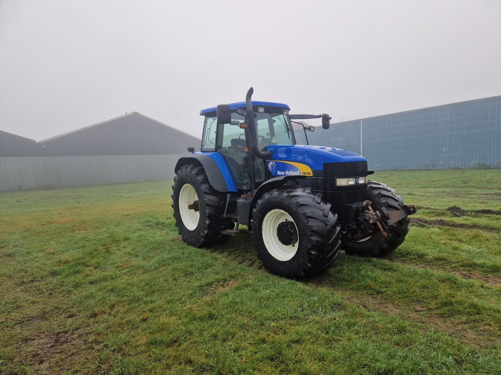 new Holland tm 190, Ophalen, Gebruikt, Meer dan 10000, Meer dan 160 Pk