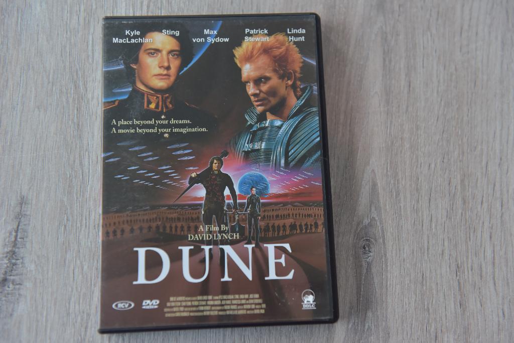 DUNE == a film by David Lynch ( Twin Peaks ), Cd's en Dvd's, Vanaf 16 jaar, Verzenden, Zo goed als nieuw