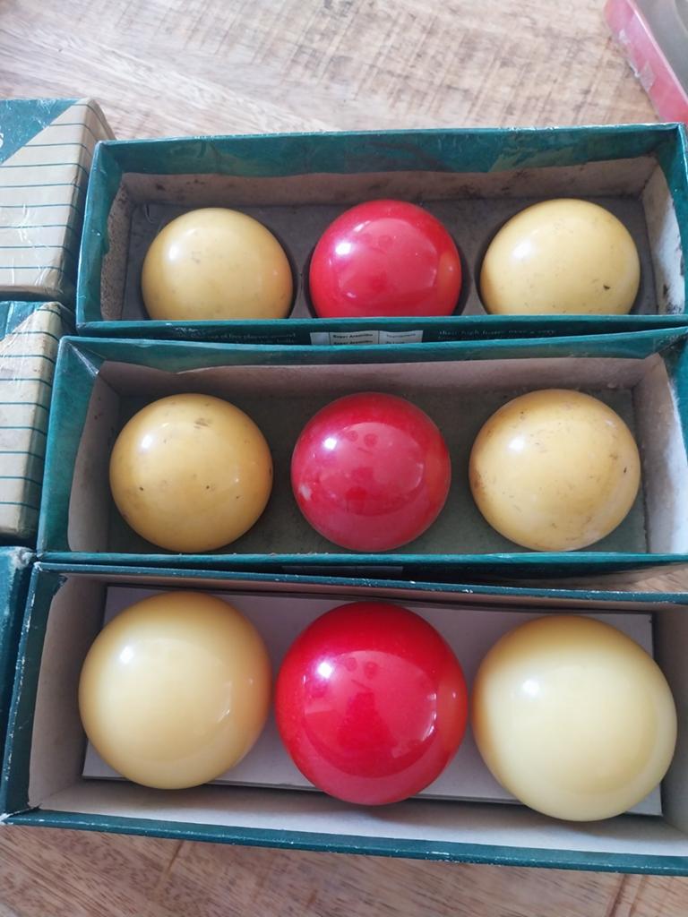 Vintage Belgian Aramith Biljartballen Set, Ophalen of Verzenden