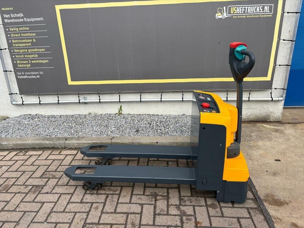 VS-22084 Elektrische palletwagen Jungheinrich EJE M13