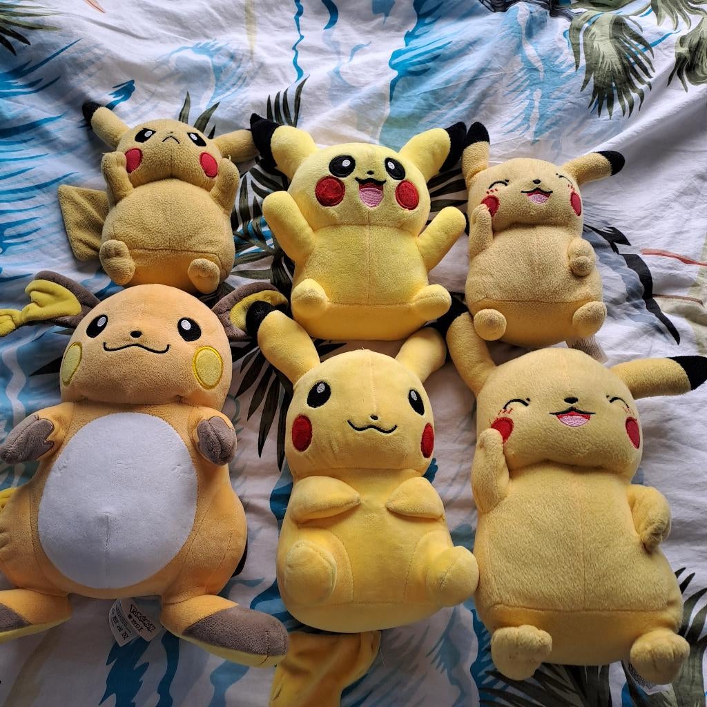 Pikachu knuffels, Ophalen, Gebruikt, Overige merken, Geel