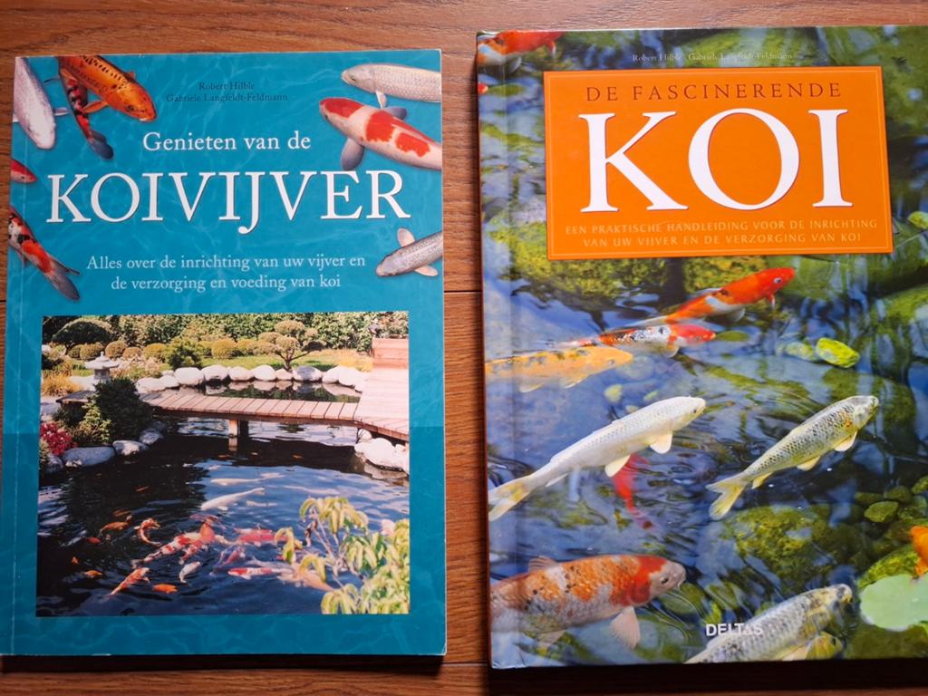 Boeken over koi karpers en vijvers, Ophalen