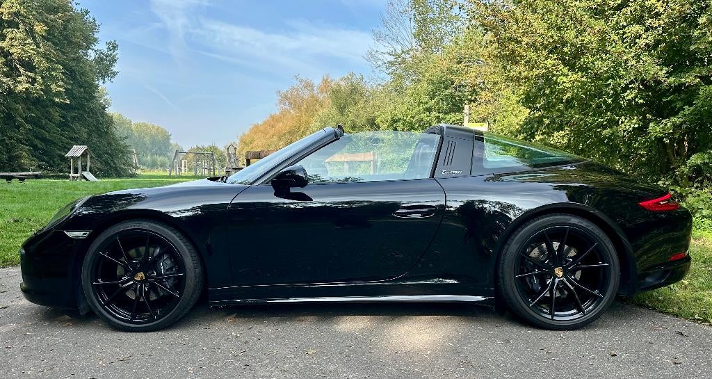Porsche 911 3.0 Targa 4 PDK AUT 2019 Zwart, Auto's, Porsche, Zwart, Cabriolet, 4 stoelen, Zwart
