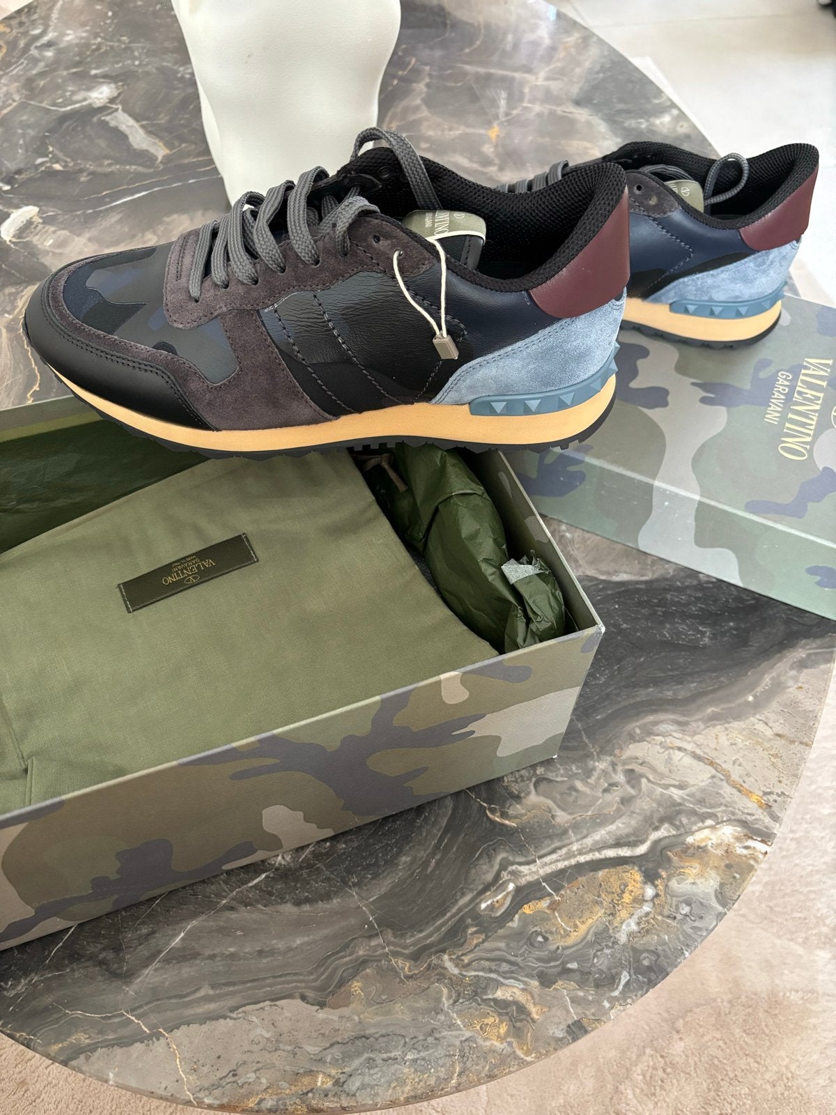 Valentino Garavani Camouflage Sneakers, Ophalen, Nieuw, Overige kleuren, Sneakers of Gympen