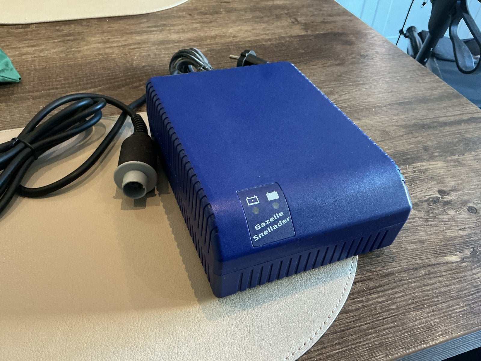 Gazelle Snellader 36V 5A voor elektrische fietsen, Zo goed als nieuw