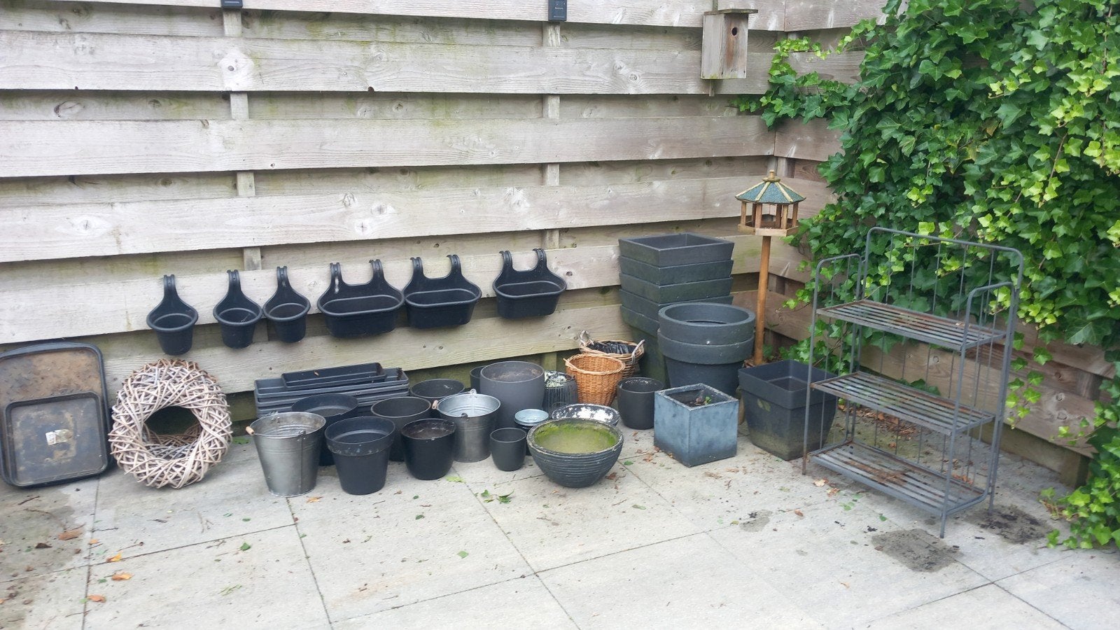 Diverse bloempotten en andere tuinartikelen. Gratis ophalen., Tuin en Terras, Bloempotten, Ophalen, Gebruikt, Rond, Aardewerk
