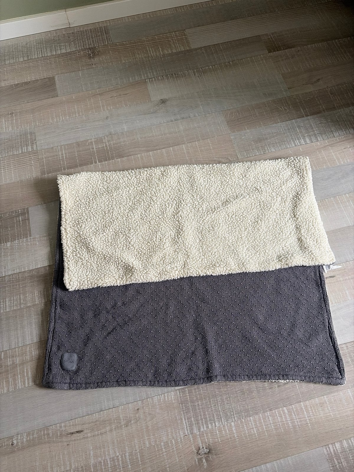 Jollein Wiegdeken Bliss Knit Teddy 75x100cm Storm Grey, Ophalen, Jollein, Zo goed als nieuw, Gevoerd
