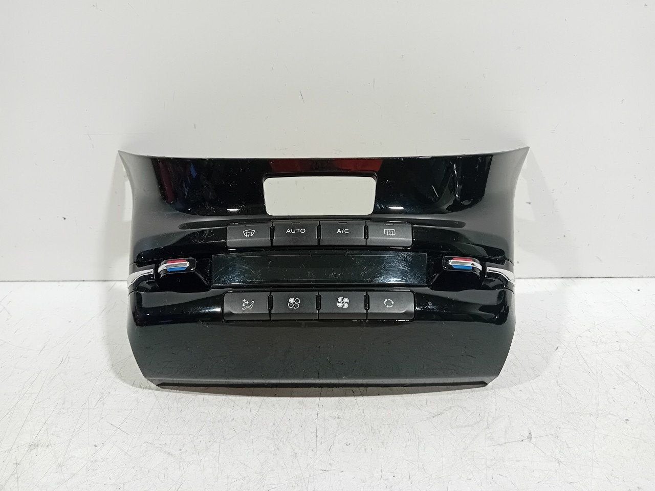 Bedieningspaneel kachel Peugeot 208, Onderdelen@venauto.nl, Van der Ven Autorecycling B.V., Gebruikt, Ettenseweg 76, 4706 PB Roosendaal, The Netherlands