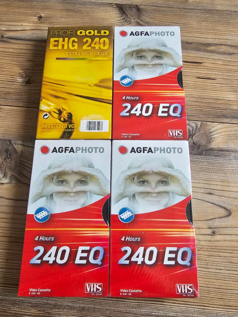 Nieuwe VHS-videobanden: AGFA en Profi Gold (4 stuks), Ophalen of Verzenden, Nieuw, Videoband