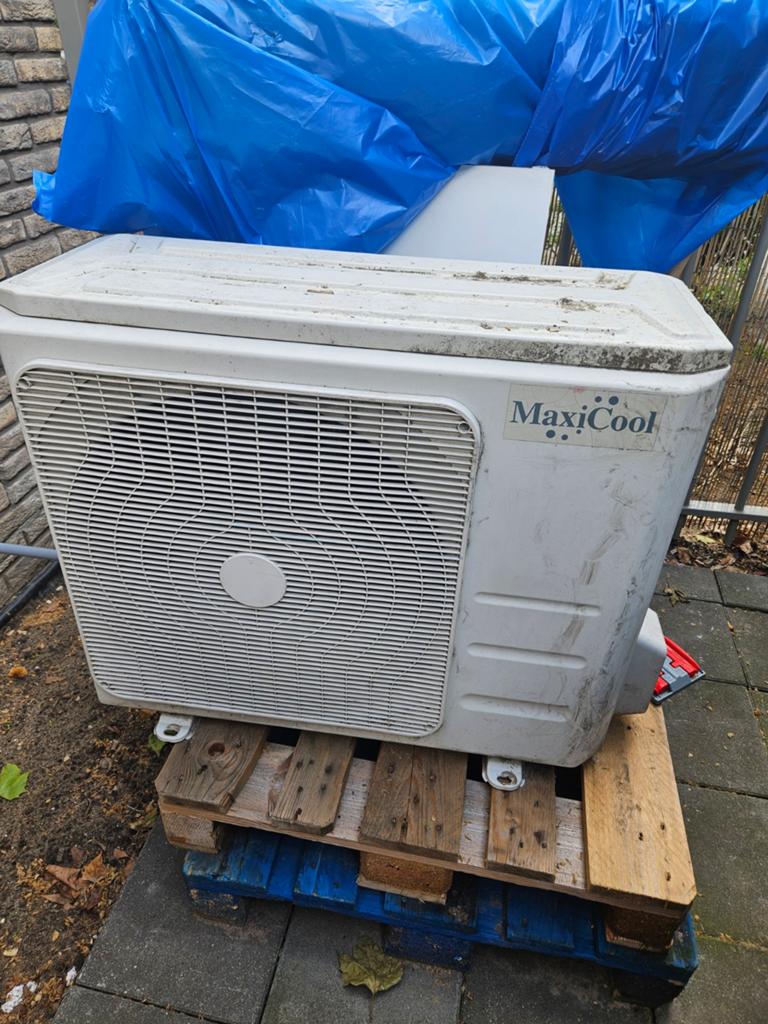 Goed werkende MaxiCool airconditioning (Complete set: binnen, 3 snelheden of meer, Ophalen of Verzenden, Zo goed als nieuw, Afstandsbediening