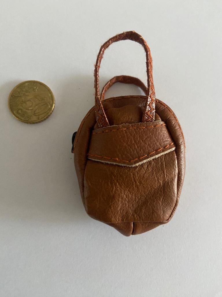 Vintage KLEIN Tasje Poppentasje met rits Leer 6 cm, Ophalen of Verzenden, Gebruikt, Accessoires