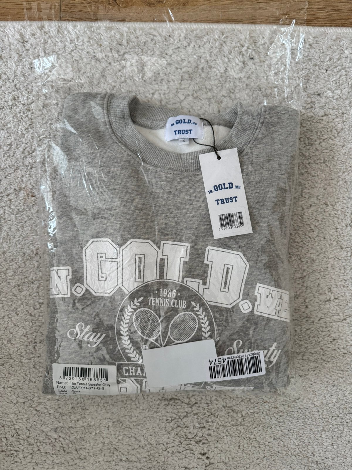 In gold we trust sweater nieuw, Ophalen of Verzenden, Nieuw, Maat 46 (S) of kleiner, Grijs