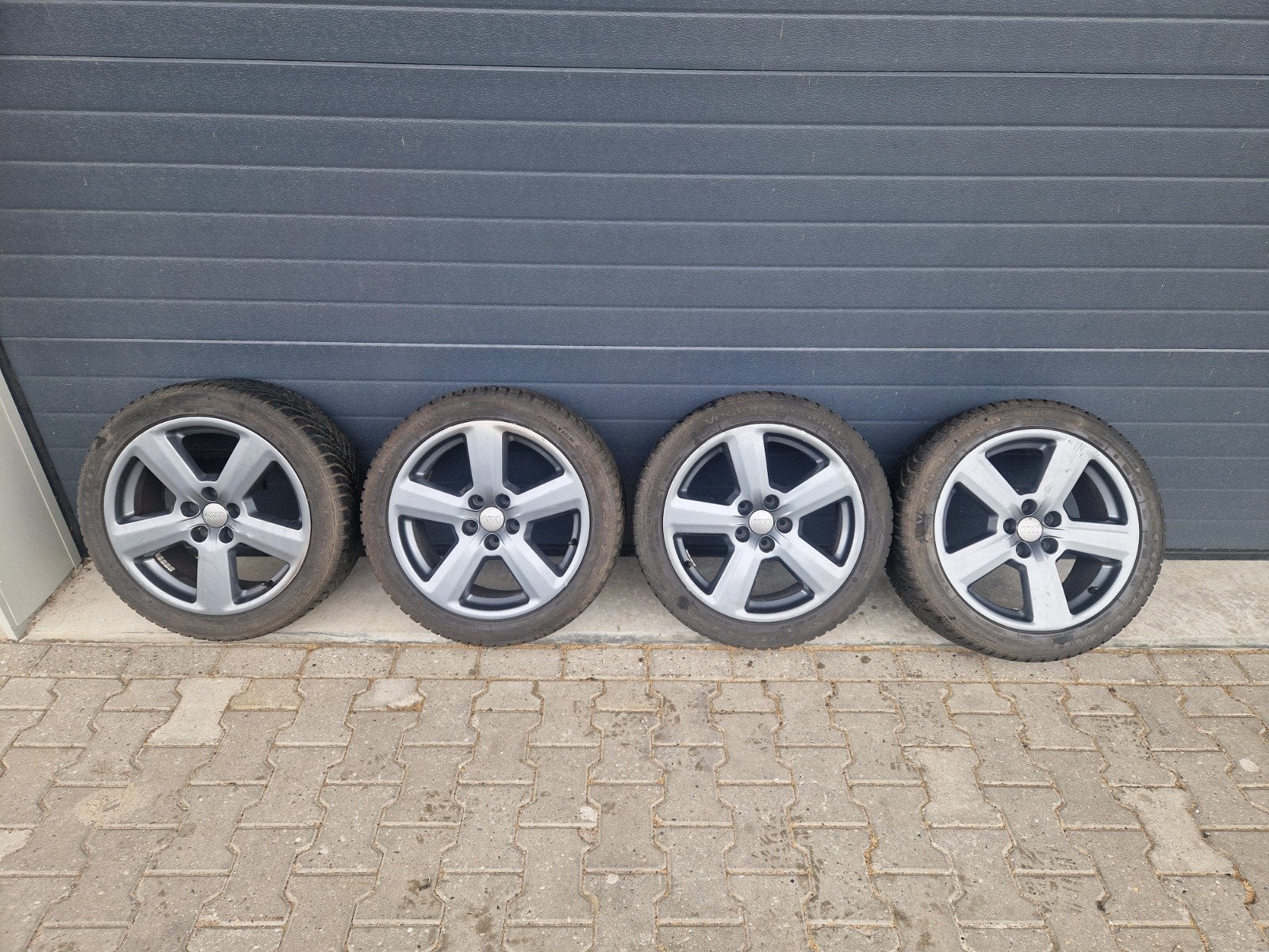 Audi 17 inch velgen met Goodyear Vector 4Seasons banden, Ophalen, Audi, Gebruikt, Banden en Velgen