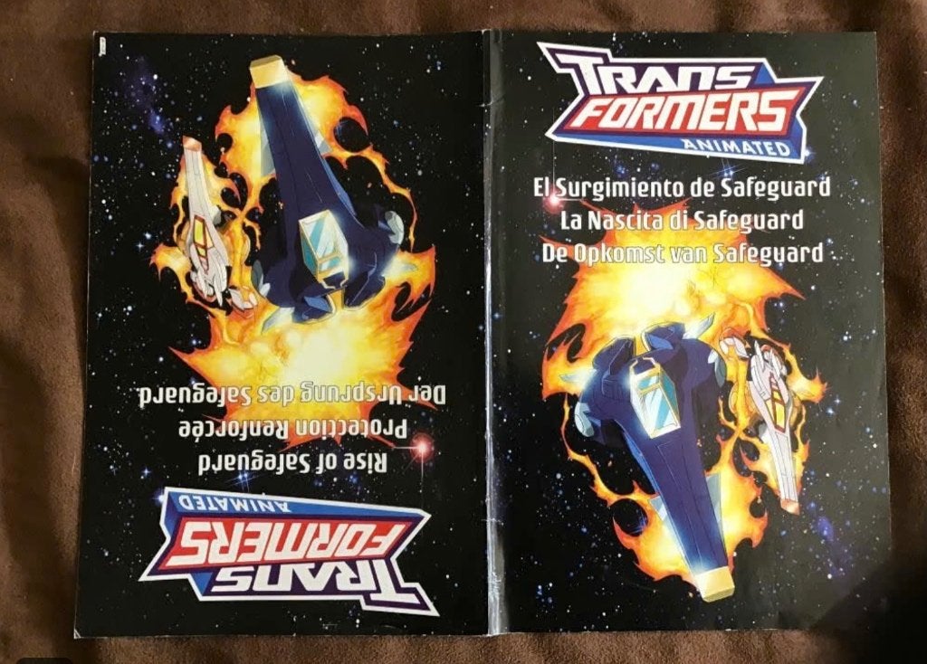 2 uitgaves de Transformers, Verzamelen, Transformers, Overige generaties, Ophalen of Verzenden, Zo goed als nieuw