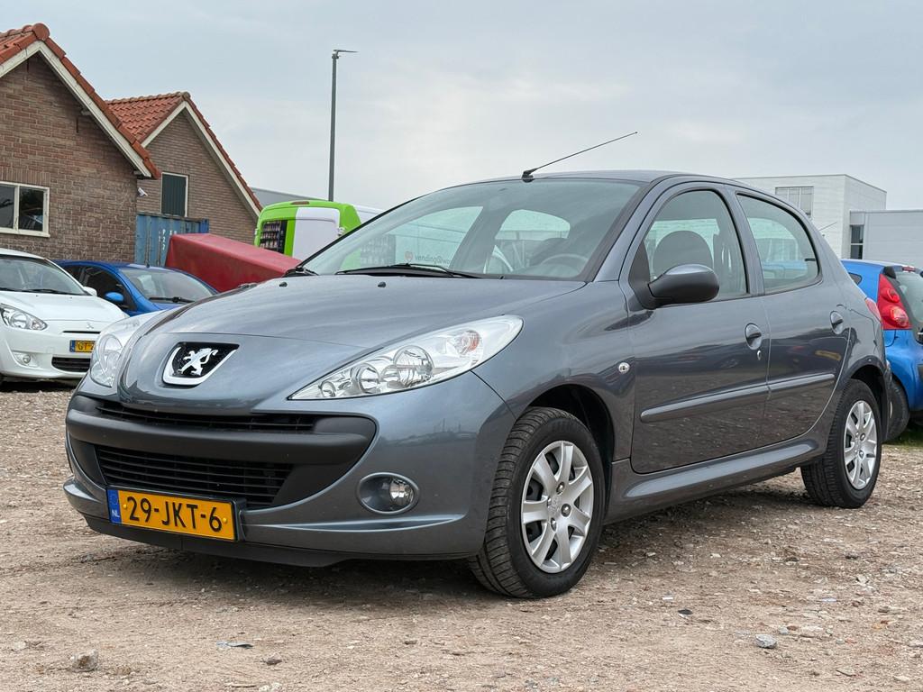 Peugeot 206 + 1.4 XS/ LAAG KM, Voorwielaandrijving, 206+, 31 €/maand, 4 cilinders