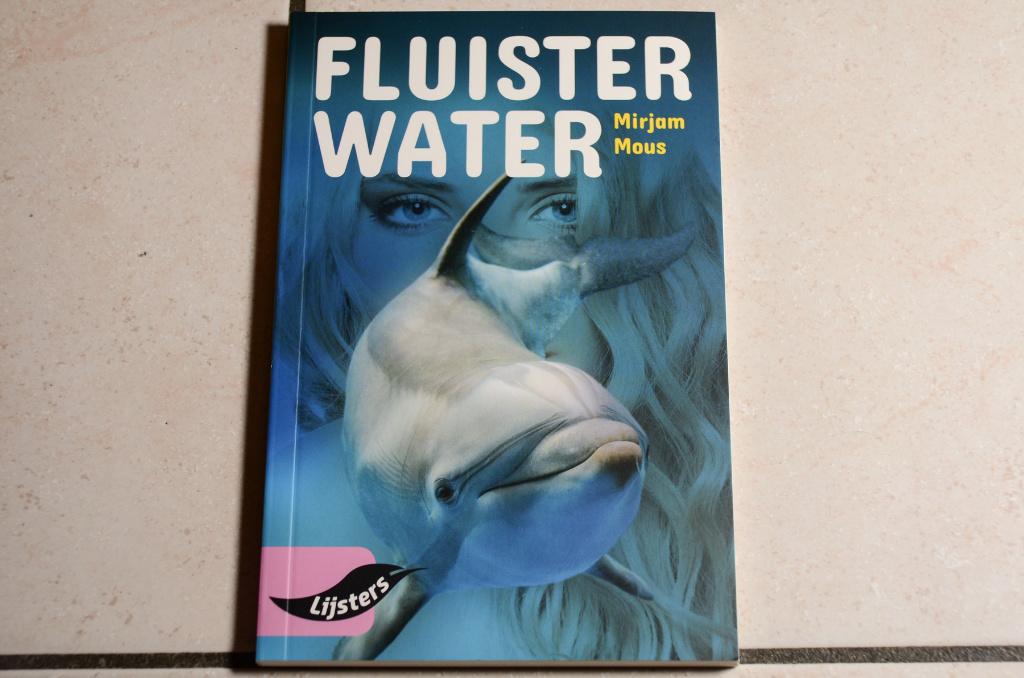 Vroege lijsters: Fluisterwater / Mirjam Mous  , Ophalen of Verzenden, Zo goed als nieuw, Fictie