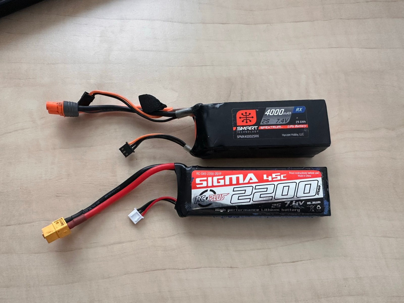 2x lipo RC Plus Sigma 2200mAh & Spektrum Smart 4000mAh, Ophalen of Verzenden, Overige schalen, Onderdeel